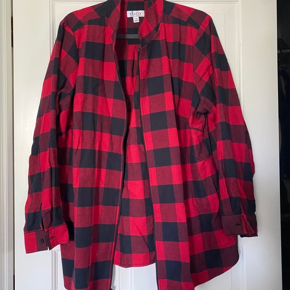 Denim and Company - Red and Black plaid over shirt - 1X - Picture 2 of 4